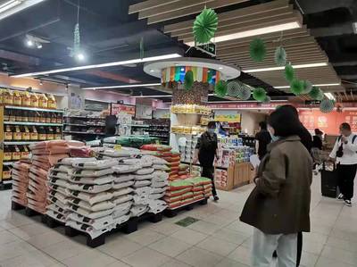 快速反應(yīng),精準(zhǔn)發(fā)力 南昌市農(nóng)副產(chǎn)品平價(jià)商店充分發(fā)揮保供穩(wěn)價(jià)示范引領(lǐng)作用